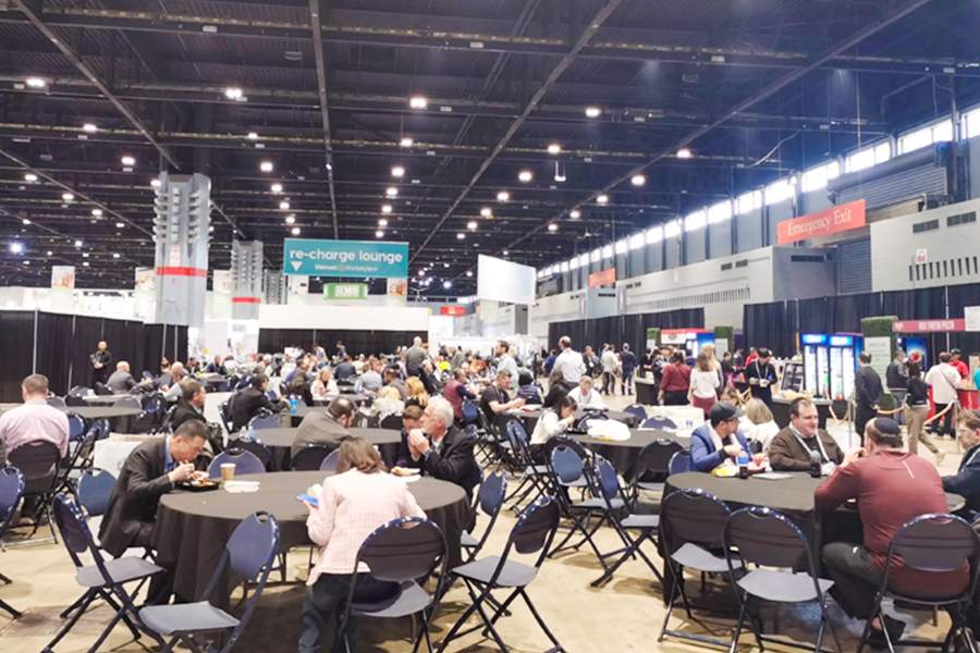 Xem trước triển lãm sắp tới: Triển lãm tại nhà đầy cảm hứng trên máy ngâm chân